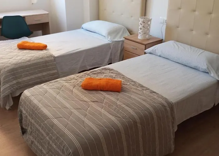 Carbo Home Y Garaje , Algemesi Home
